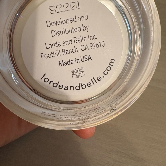 Lorde + Belle Hydra-Pure Moisturizer - Picture 3 of 4